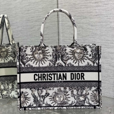 Christian Dior Shopping Bags